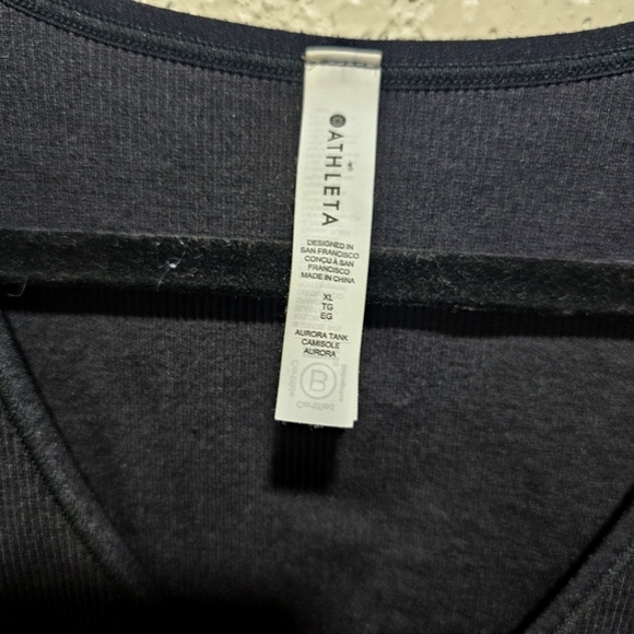 ATHLETA TOP AURORA SEAMLESS CROP RIB TANK Black XL Xtra Large - Picture 5 of 10